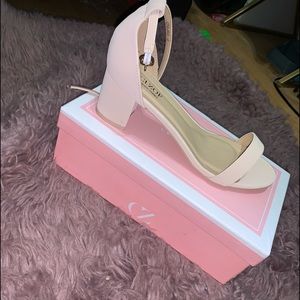 Nude Cuzof block heels NEVER WORN/BRAND NEW